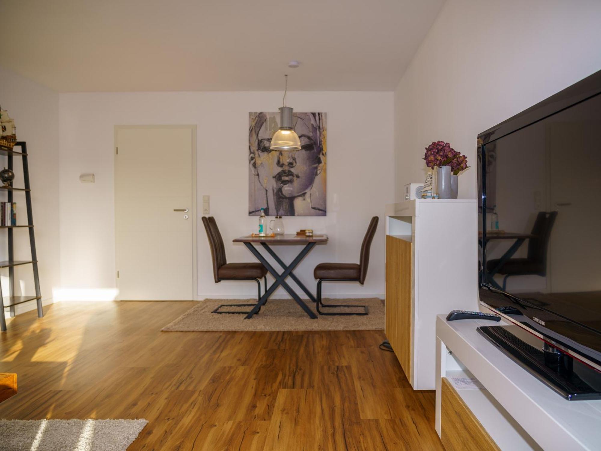 200 Apartment Mit Carport, Aufzug Und Balkon Вильгельмсхафен Экстерьер фото